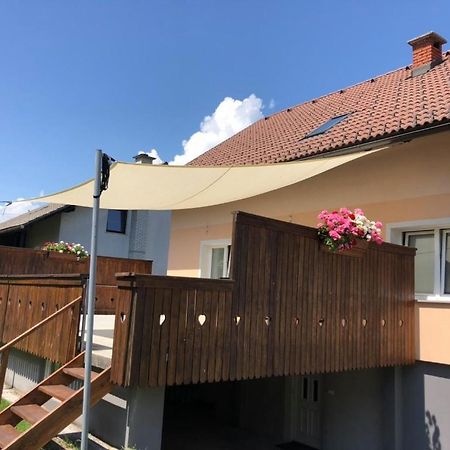 Ferienwohnung Apartma Kreda Mojstrana Exterior foto